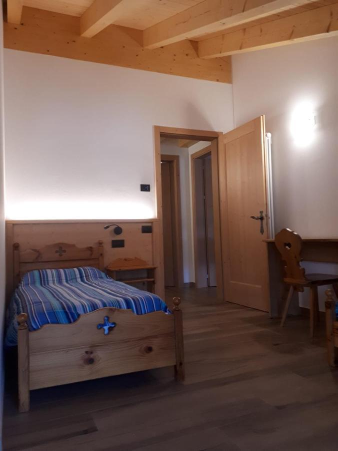 Agritur Rizzi Di Inama Ugo Villa Coredo Buitenkant foto