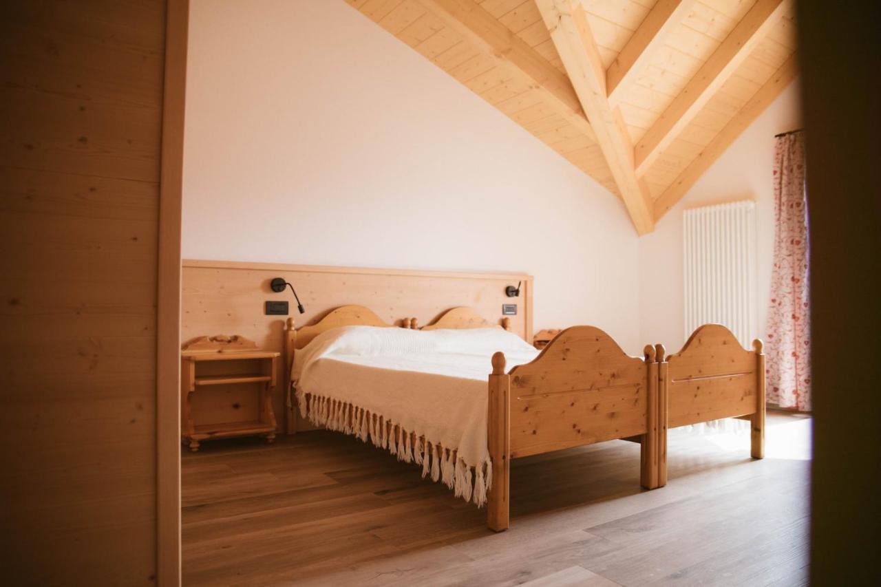 Agritur Rizzi Di Inama Ugo Villa Coredo Buitenkant foto