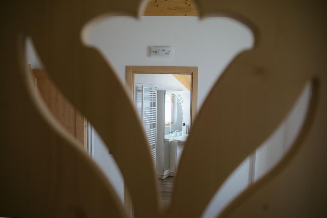 Agritur Rizzi Di Inama Ugo Villa Coredo Buitenkant foto
